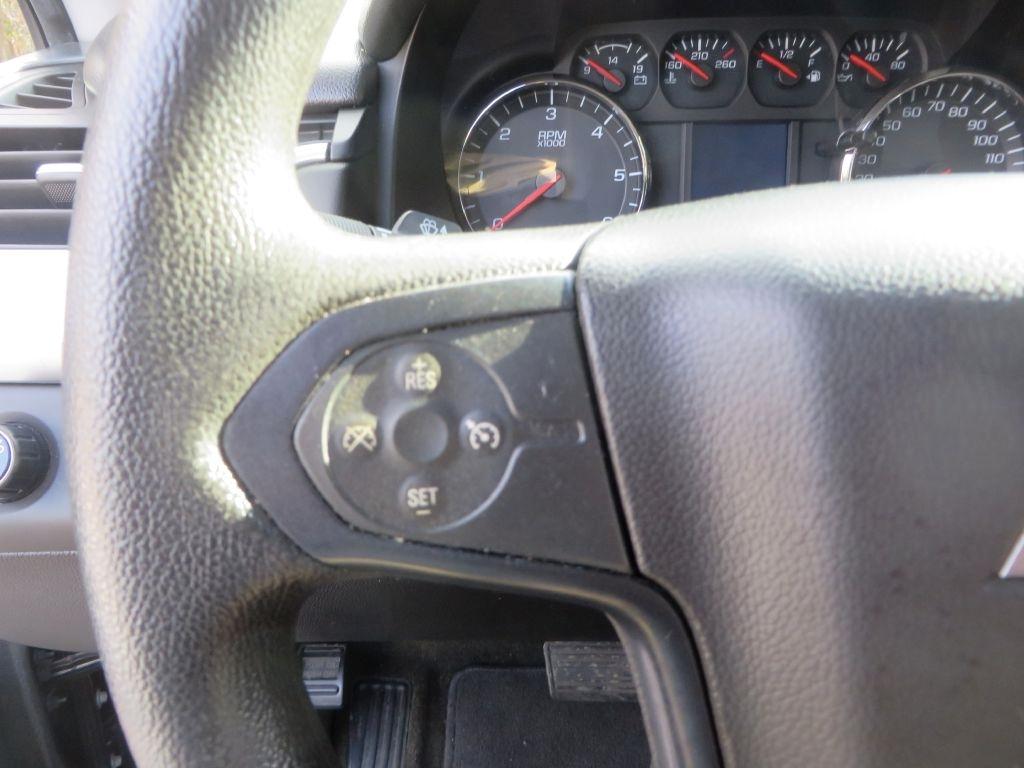 Chevrolet Suburban  2017