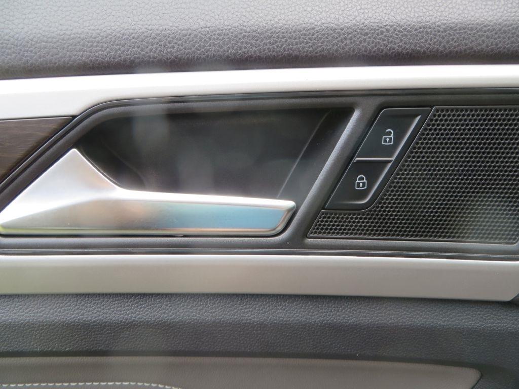 Volkswagen Atlas  2021