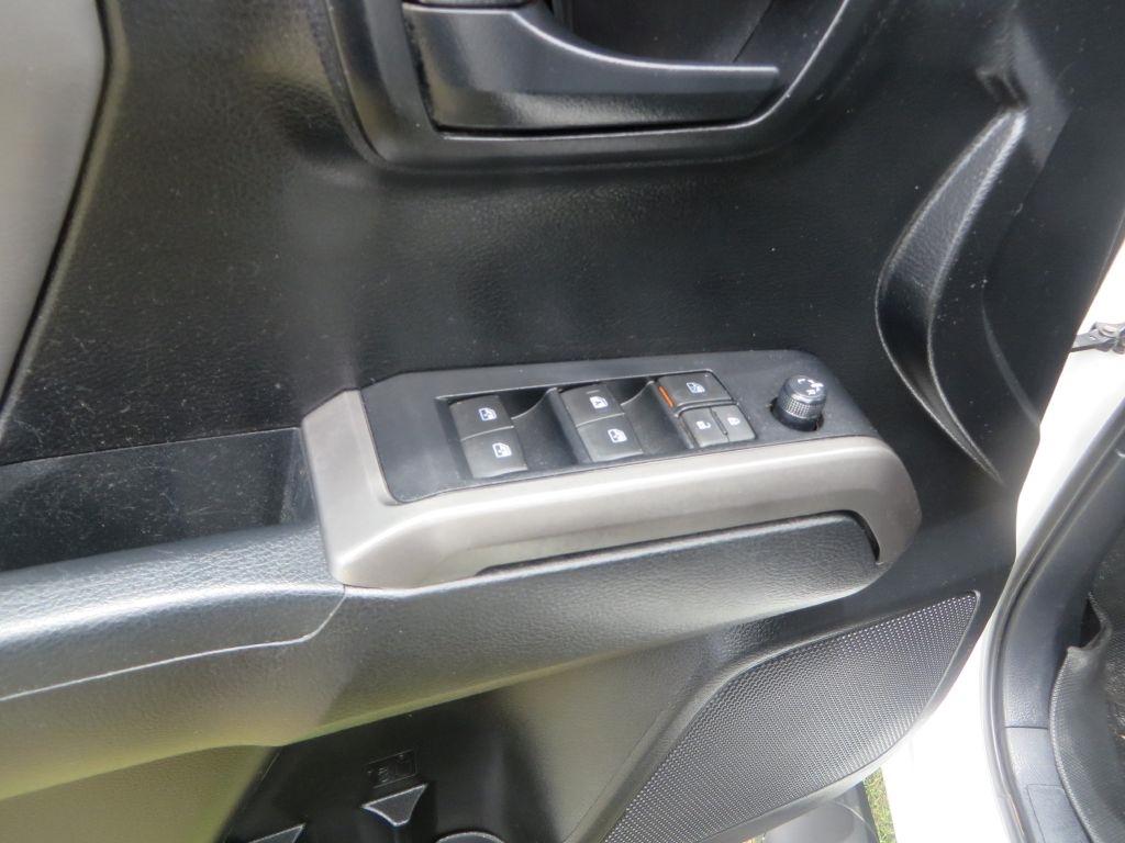 Toyota Tacoma 2WD  2022