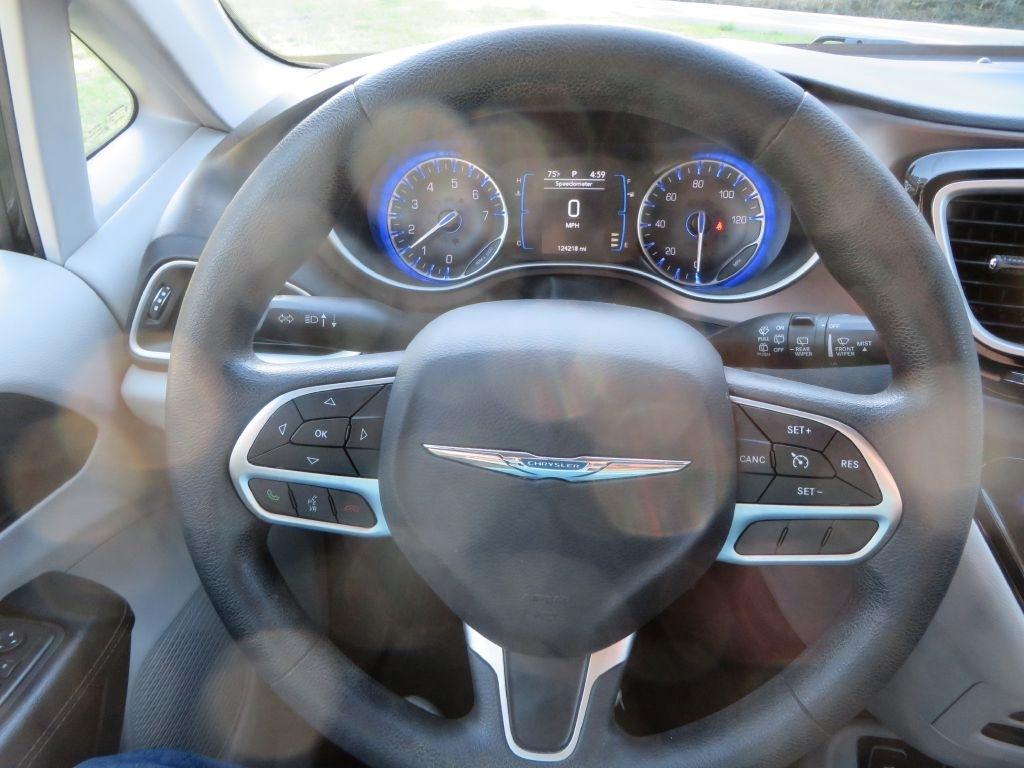 Chrysler Pacifica  2017