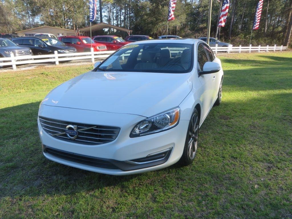 Volvo S60  2015