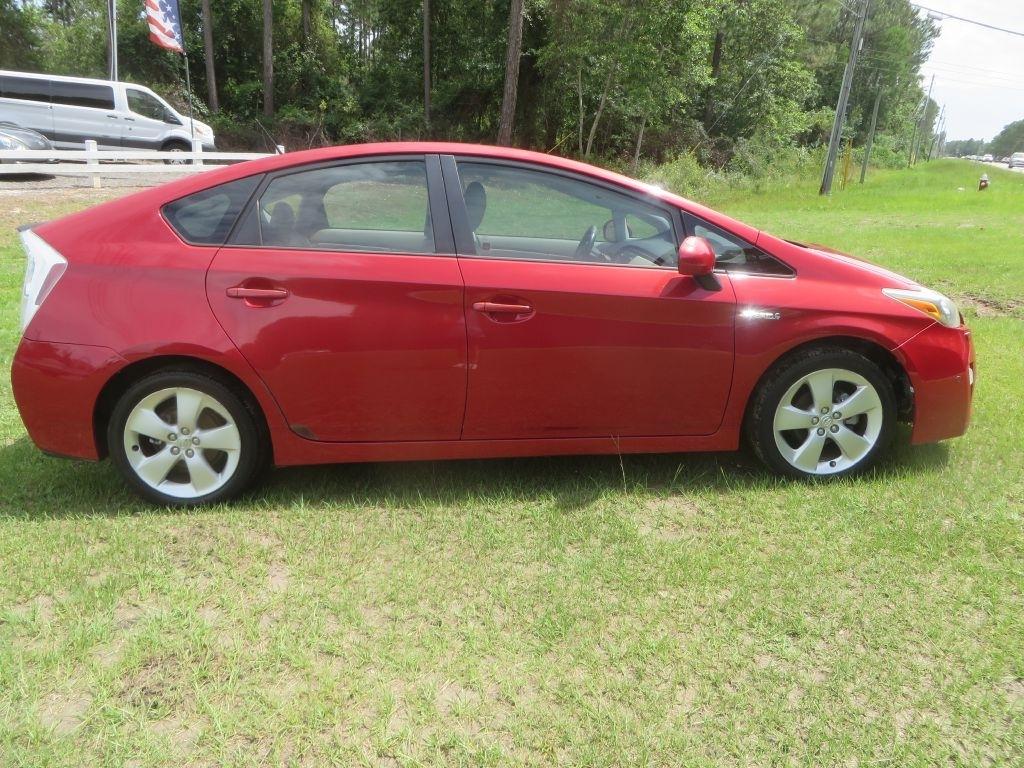 Toyota Prius Prius V 2010