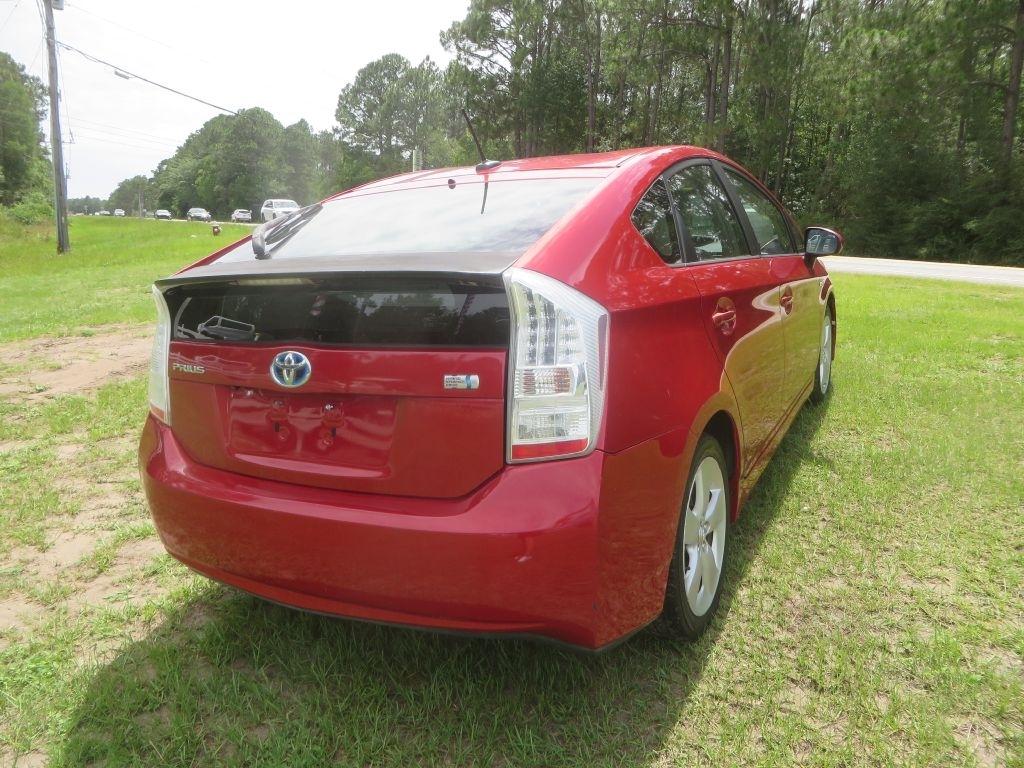 Toyota Prius Prius V 2010