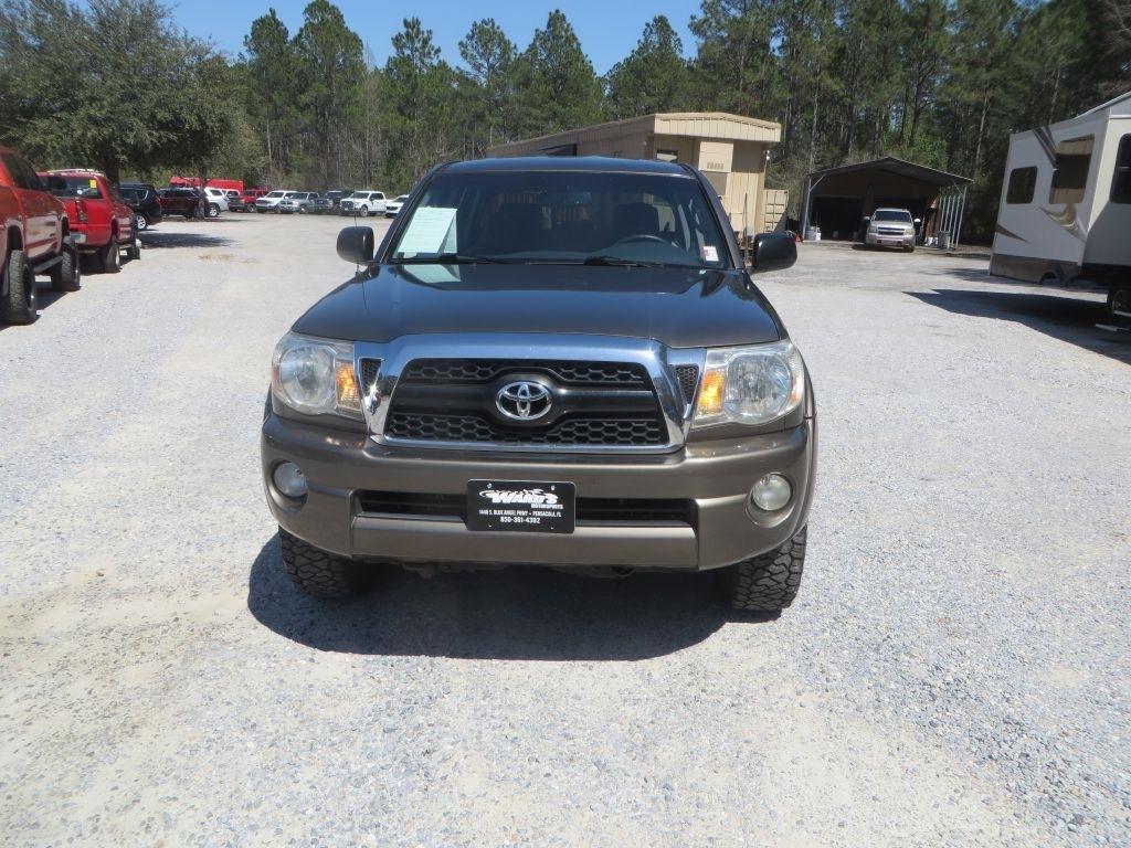 Toyota Tacoma  2011