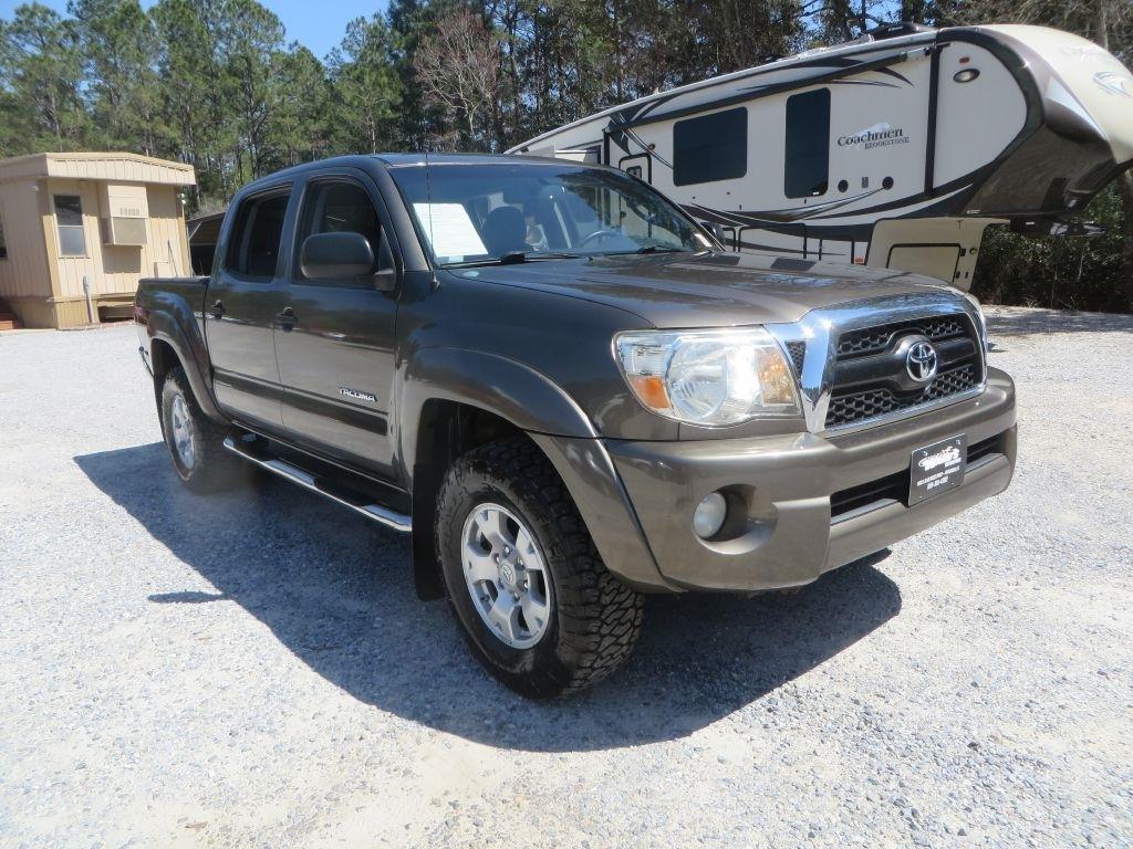 Toyota Tacoma  2011