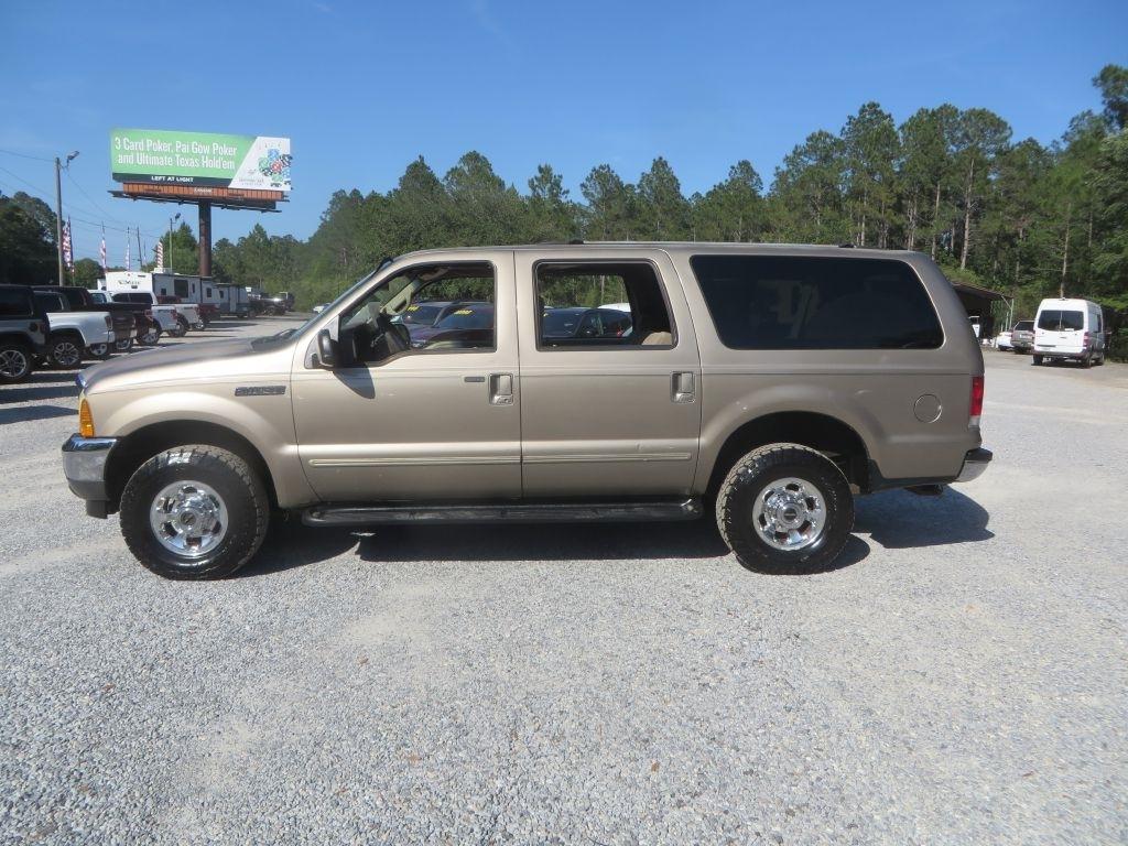 Ford Excursion XLT 2000