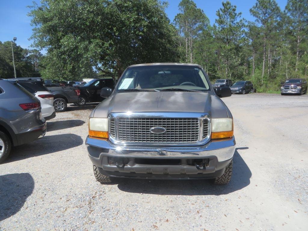 Ford Excursion XLT 2000