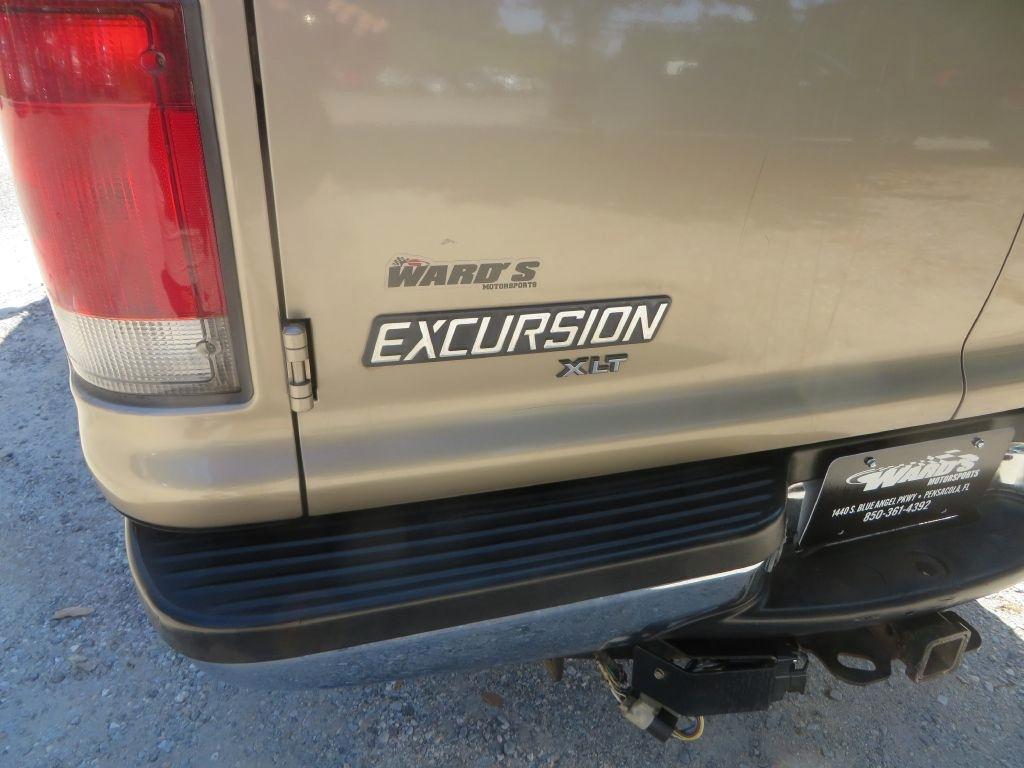 Ford Excursion XLT 2000
