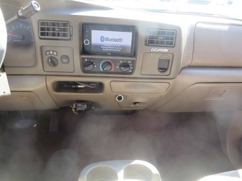 Ford Excursion XLT 2000