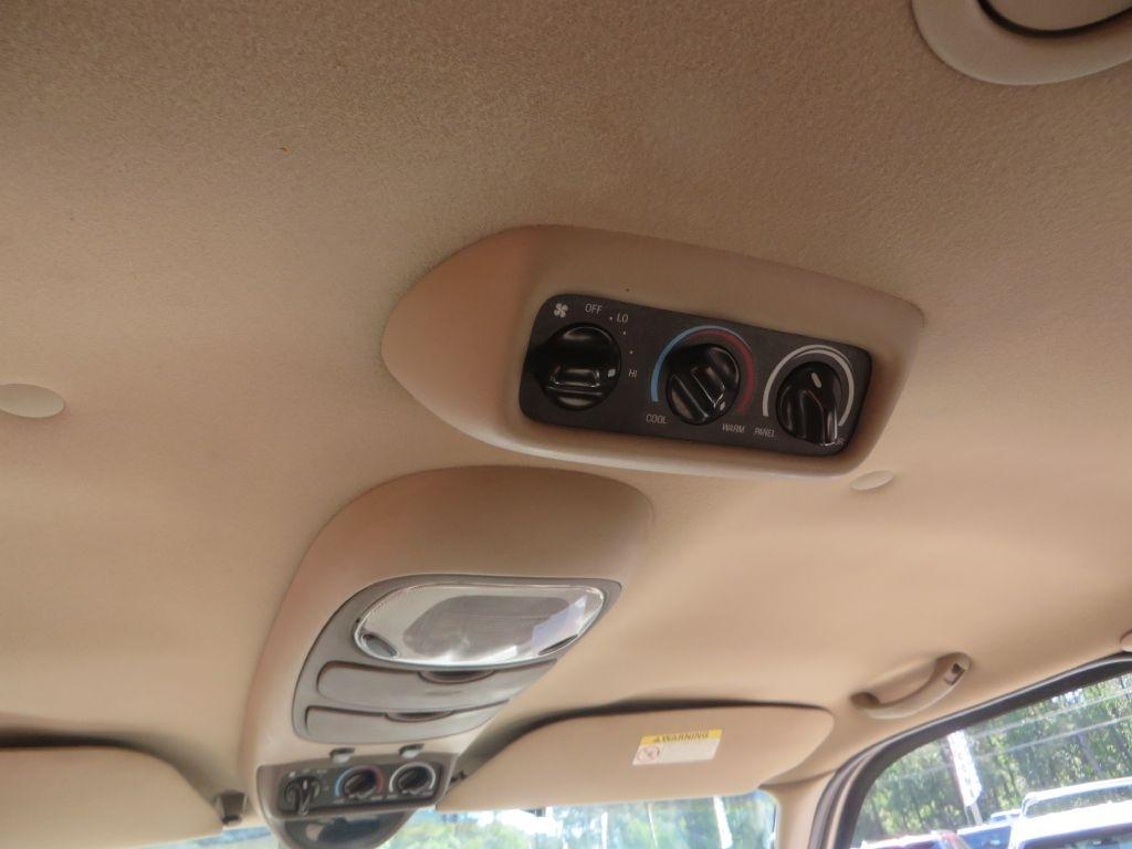 Ford Excursion XLT 2000