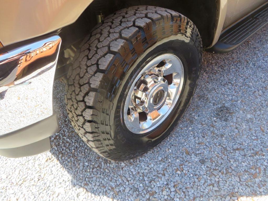 Ford Excursion XLT 2000