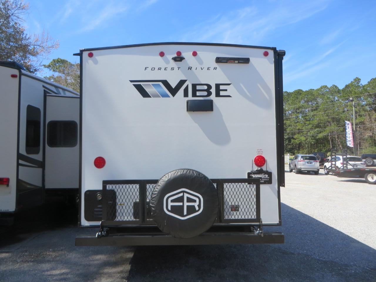 Forest River Vibe  2025