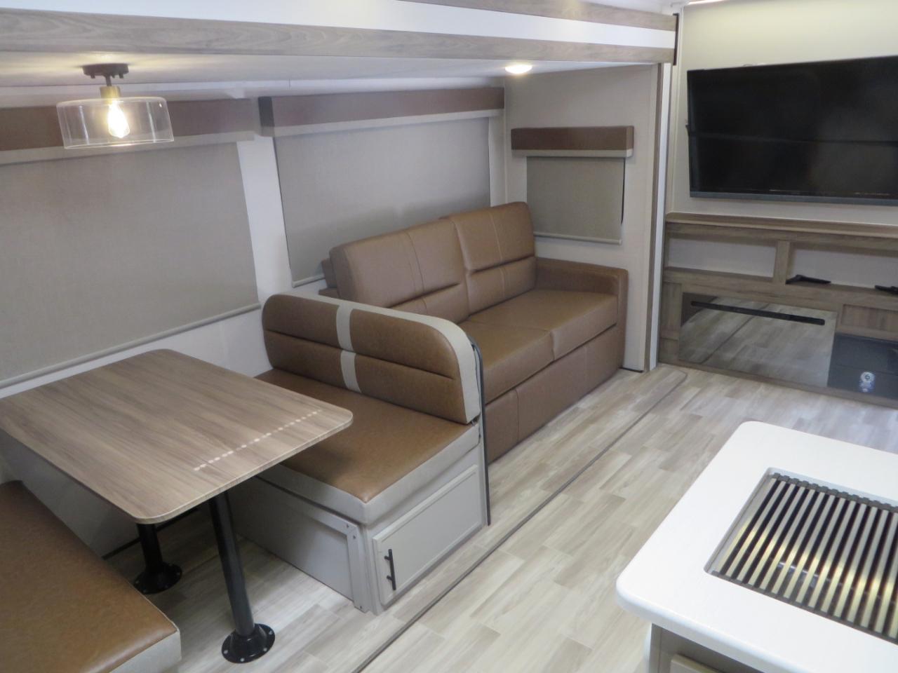 Forest River Vibe  2025