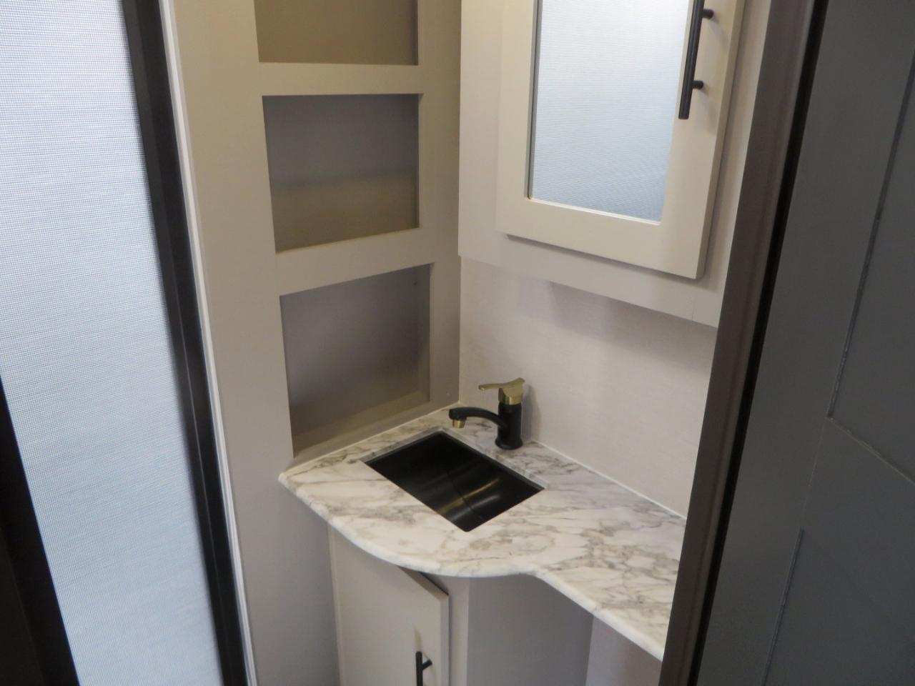 Forest River Vibe  2025