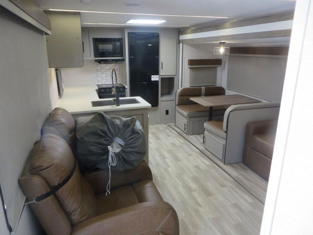 Forest River Vibe  2025