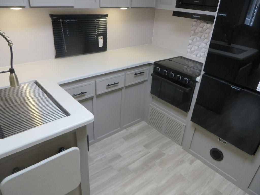 Forest River Vibe  2025