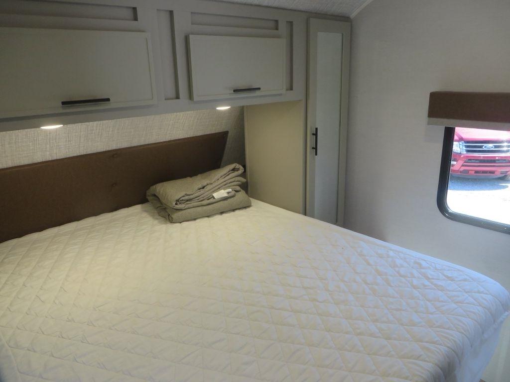 Forest River Vibe  2025