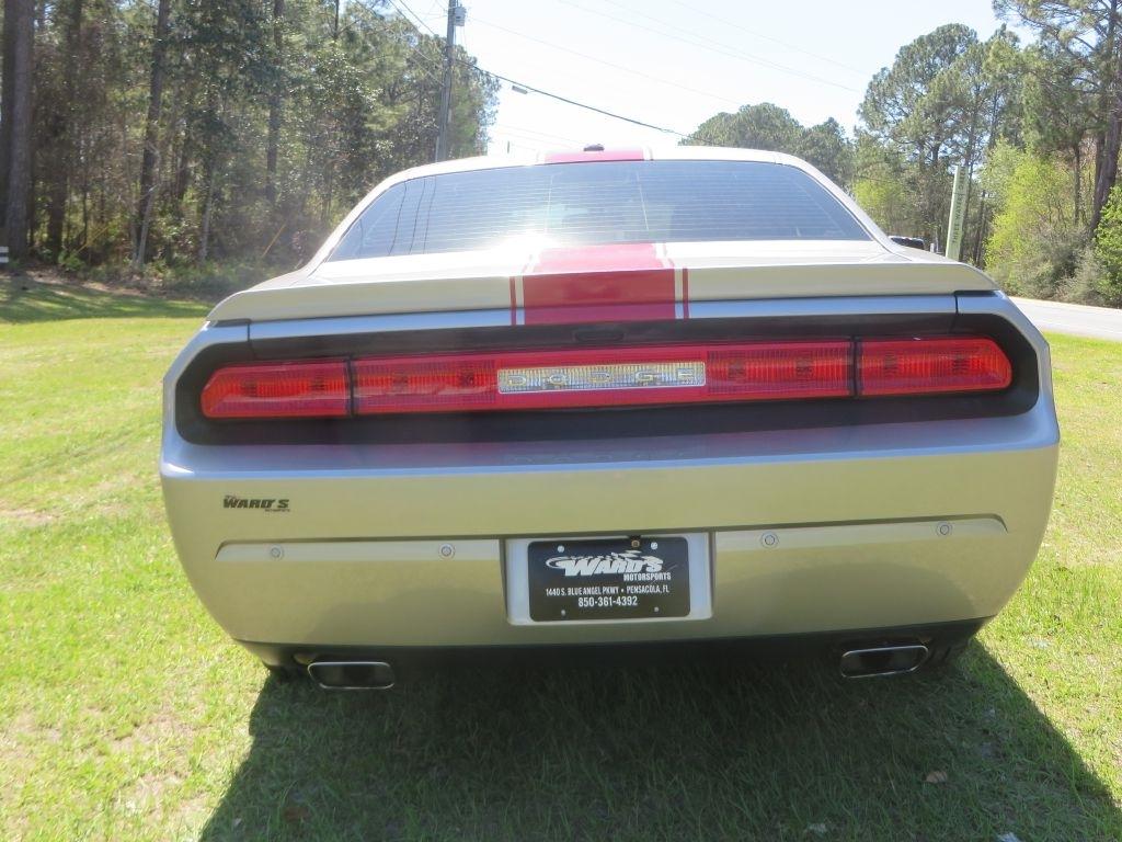Dodge Challenger SXT 2013