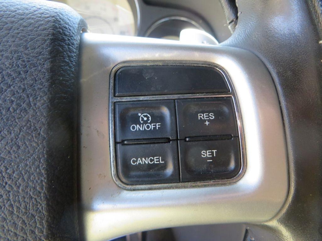 Dodge Challenger SXT 2013