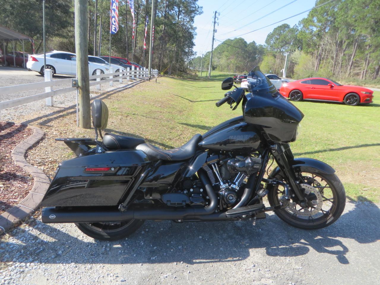 Harley-Davidson FLHXST  2022