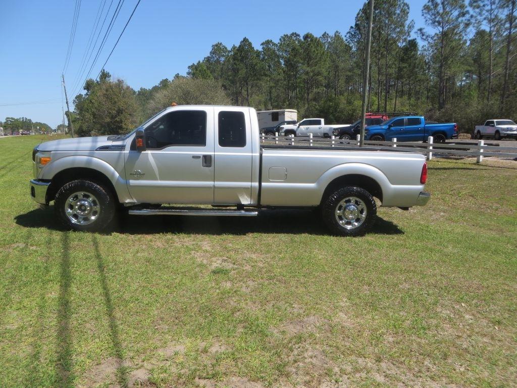Ford Super Duty F-250 SRW  2013