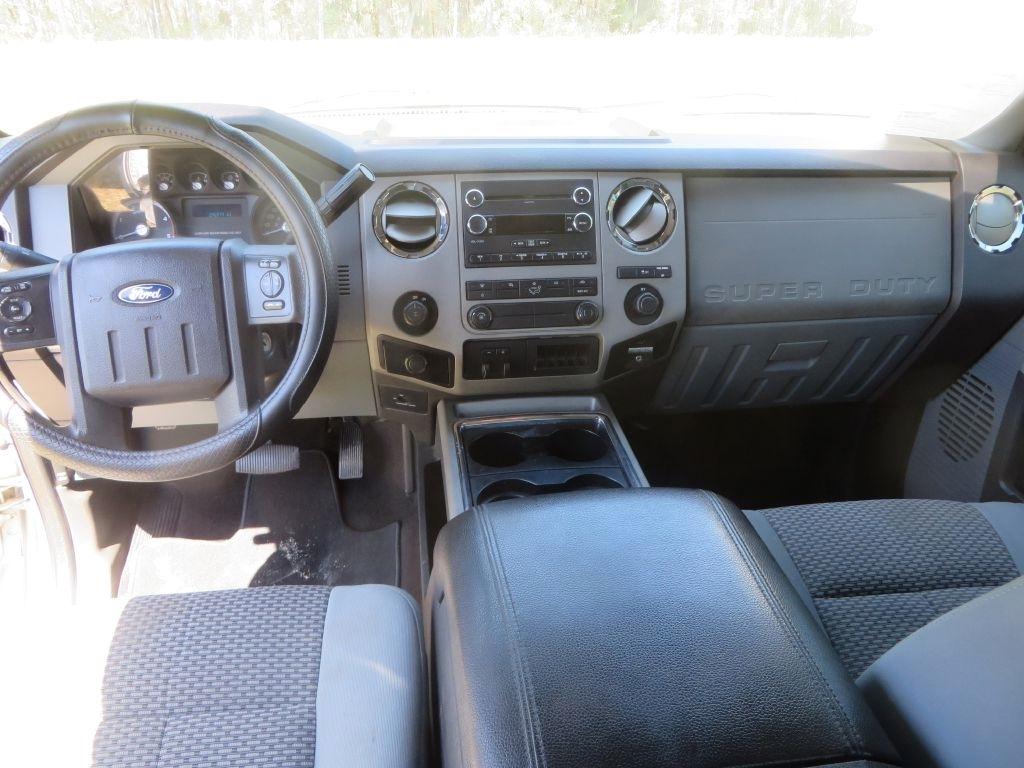 Ford Super Duty F-250 SRW  2013
