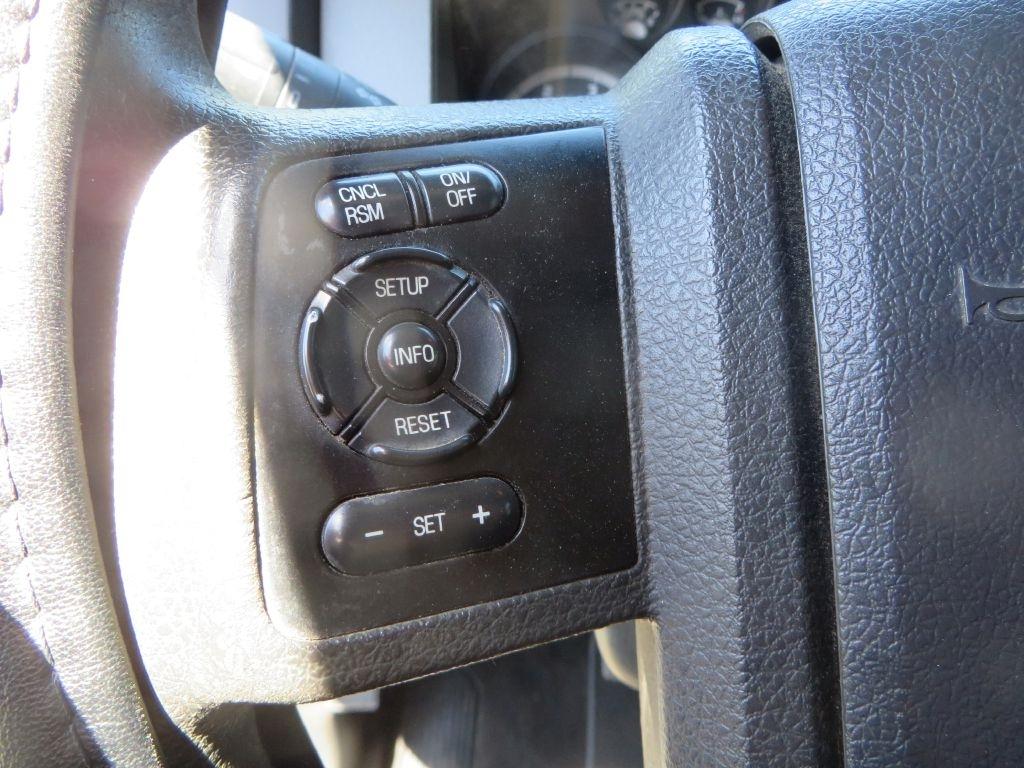 Ford Super Duty F-250 SRW  2013