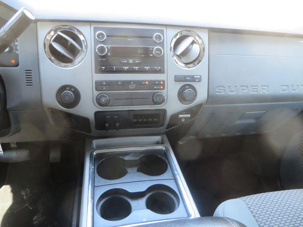 Ford Super Duty F-250 SRW  2013