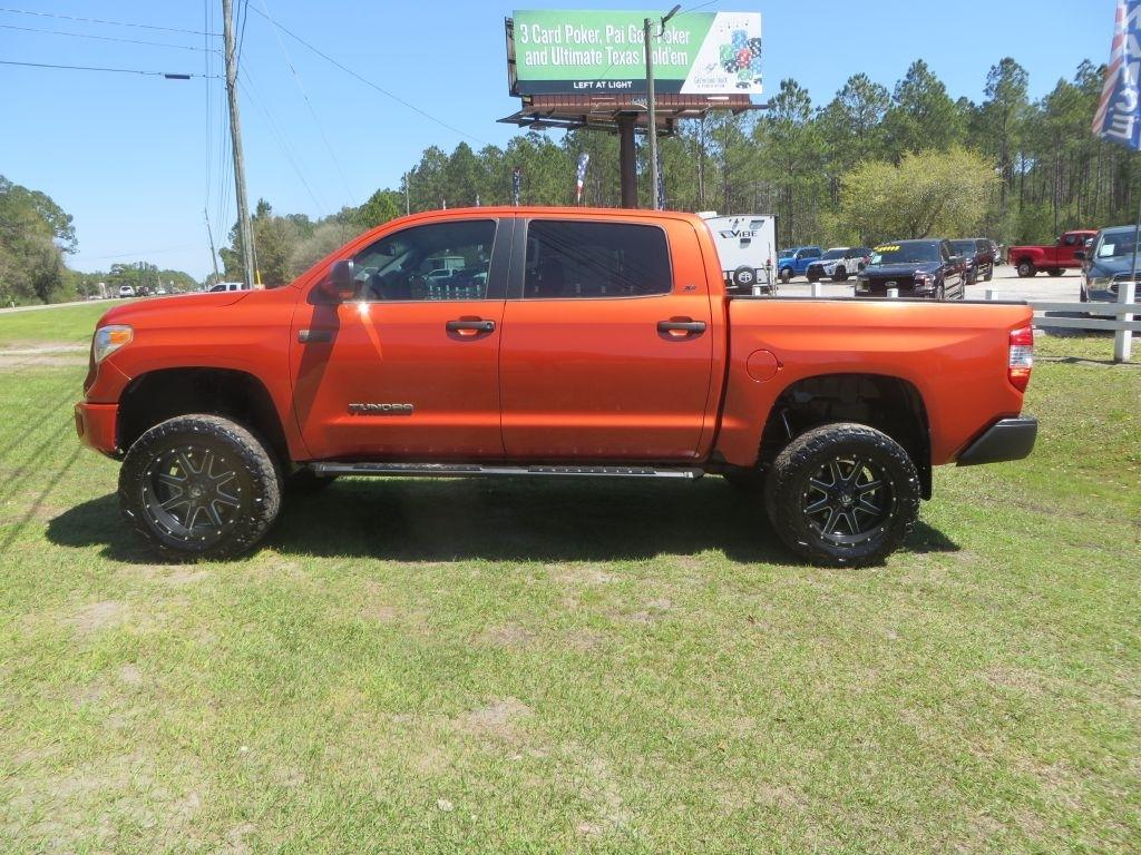 2016 Toyota Tundra 4WD Truck CREWMAX SR5