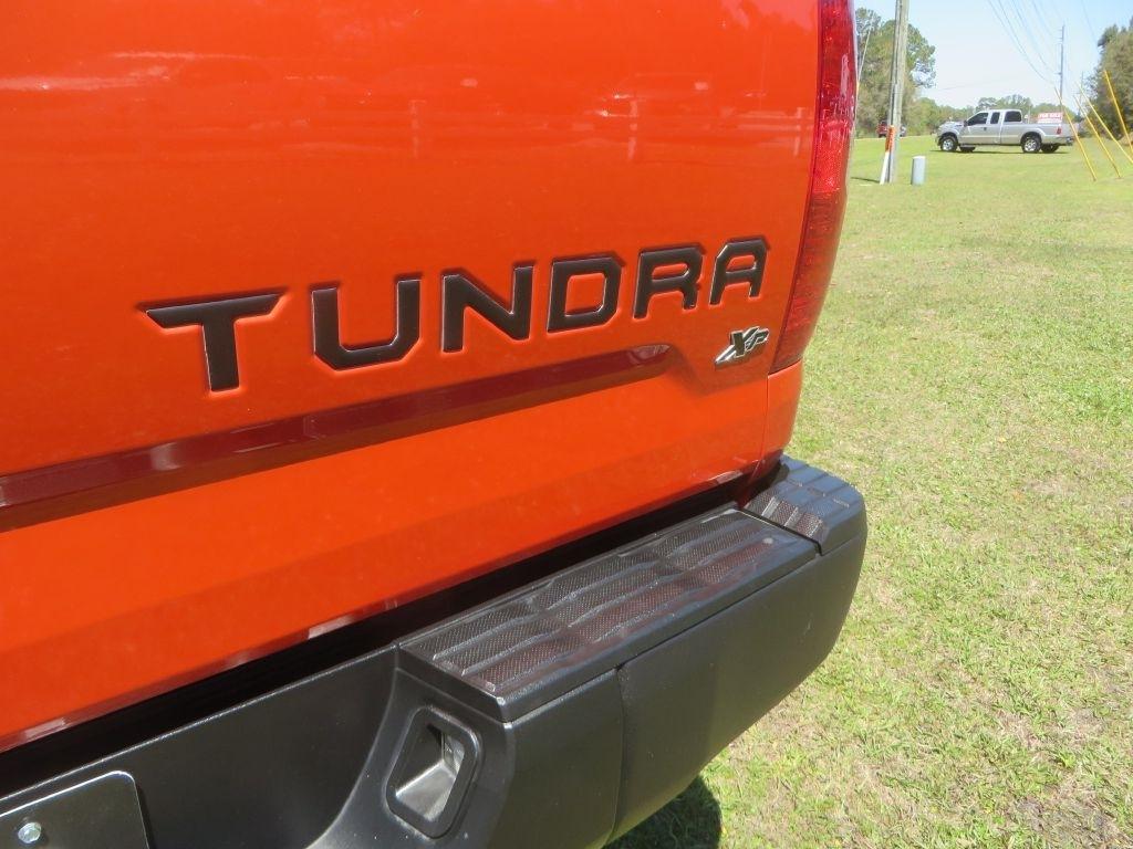 Toyota Tundra 4WD Truck  2016