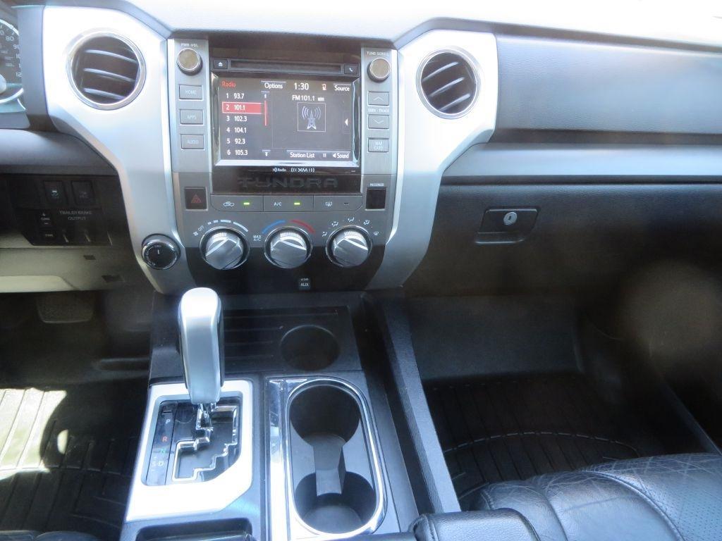 Toyota Tundra 4WD Truck  2016