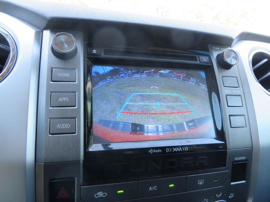 Toyota Tundra 4WD Truck  2016