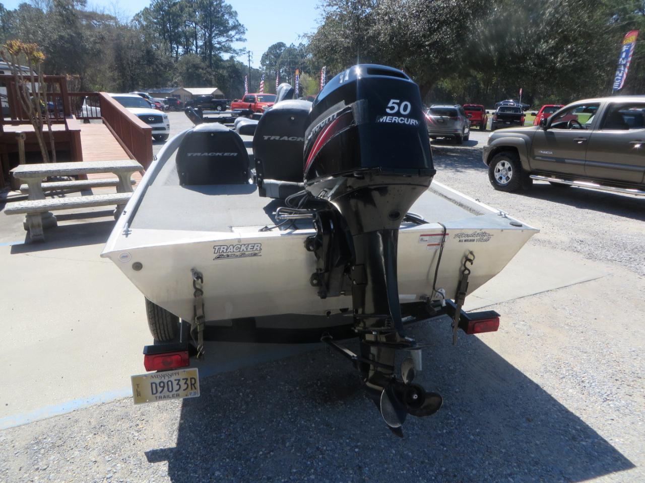 Bass Tracker Pro 170  2010