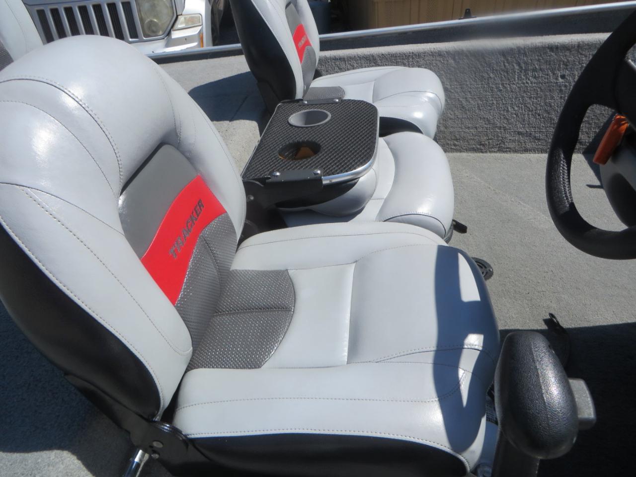 Bass Tracker Pro 170  2010