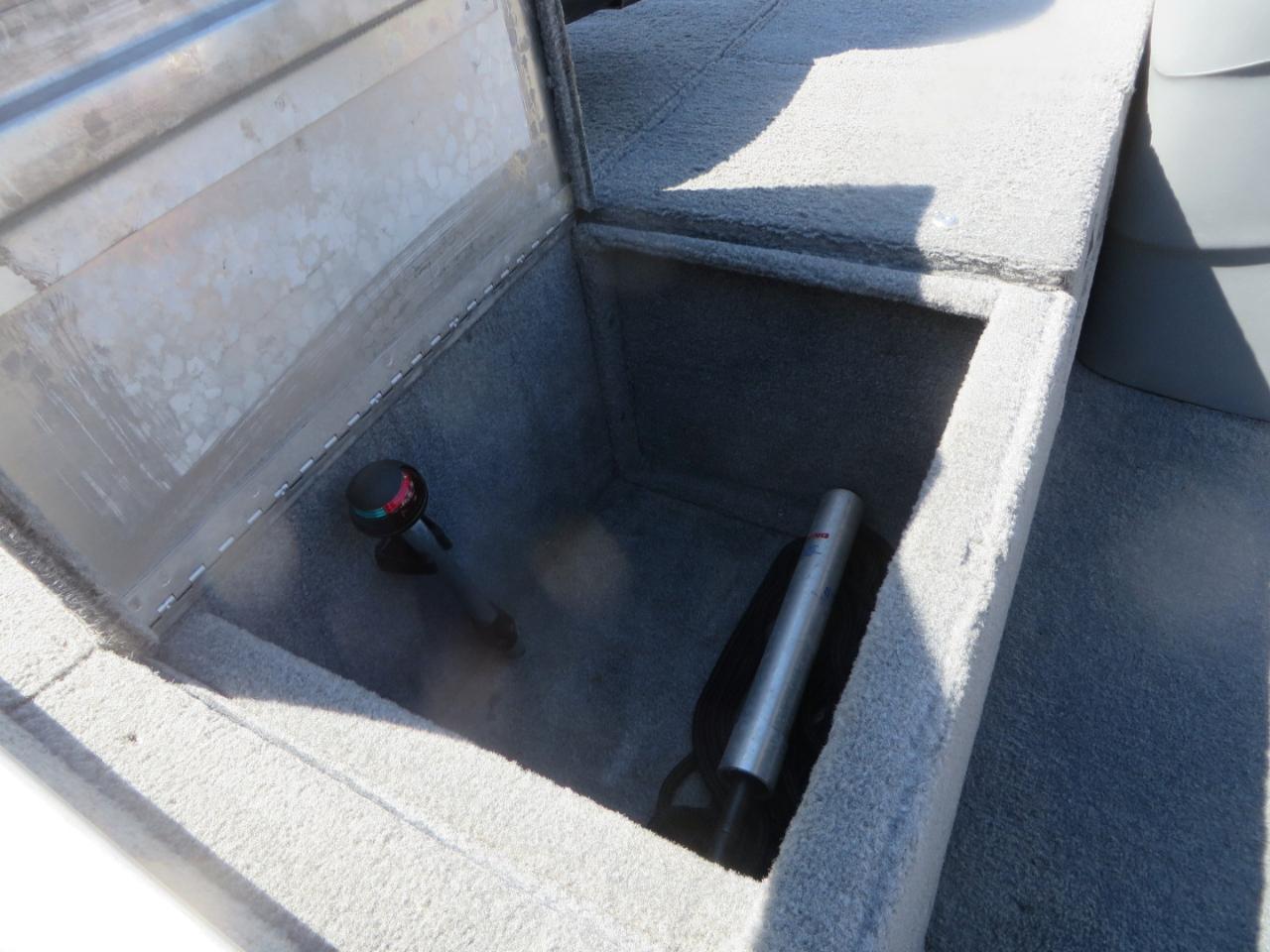 Bass Tracker Pro 170  2010