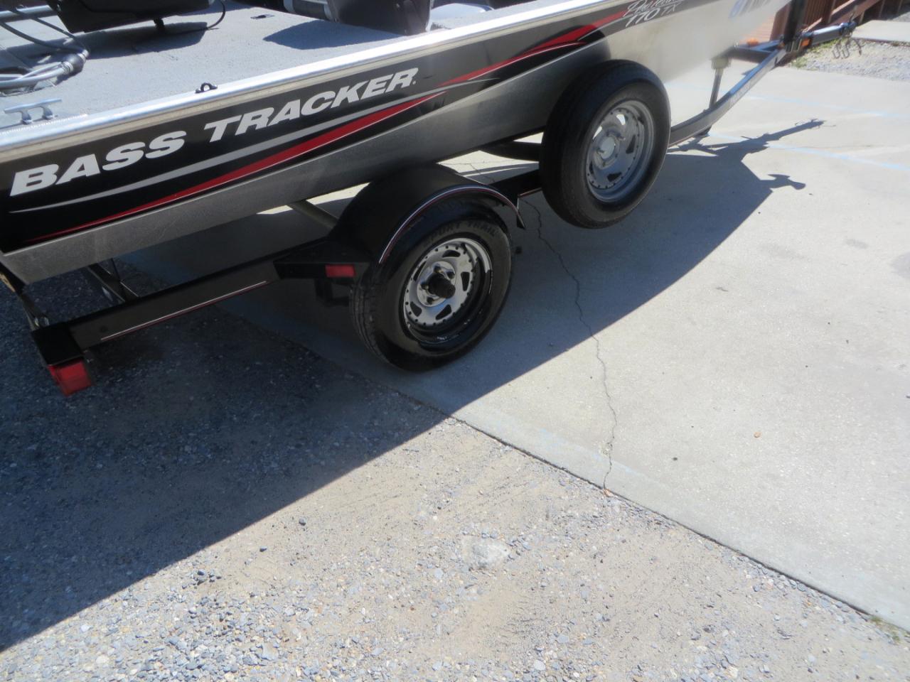 Bass Tracker Pro 170  2010