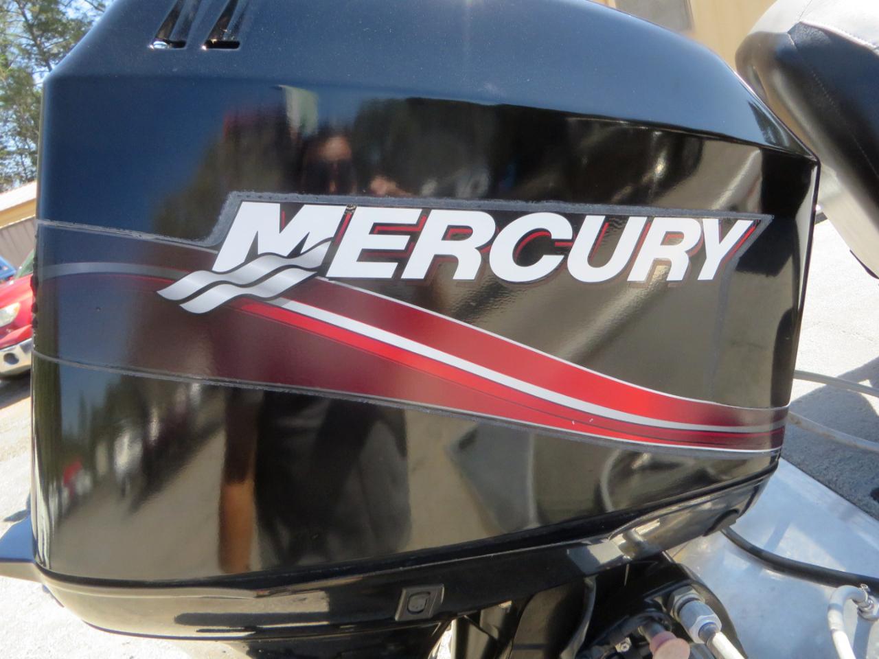 Bass Tracker Pro 170  2010