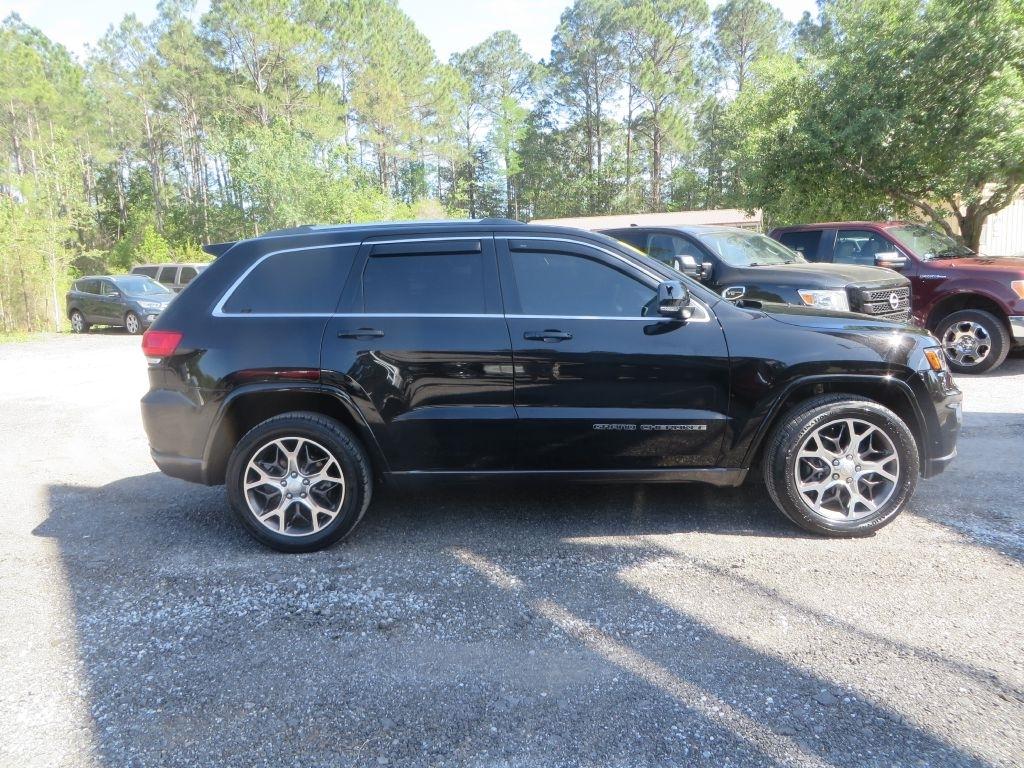 Jeep Grand Cherokee  2018