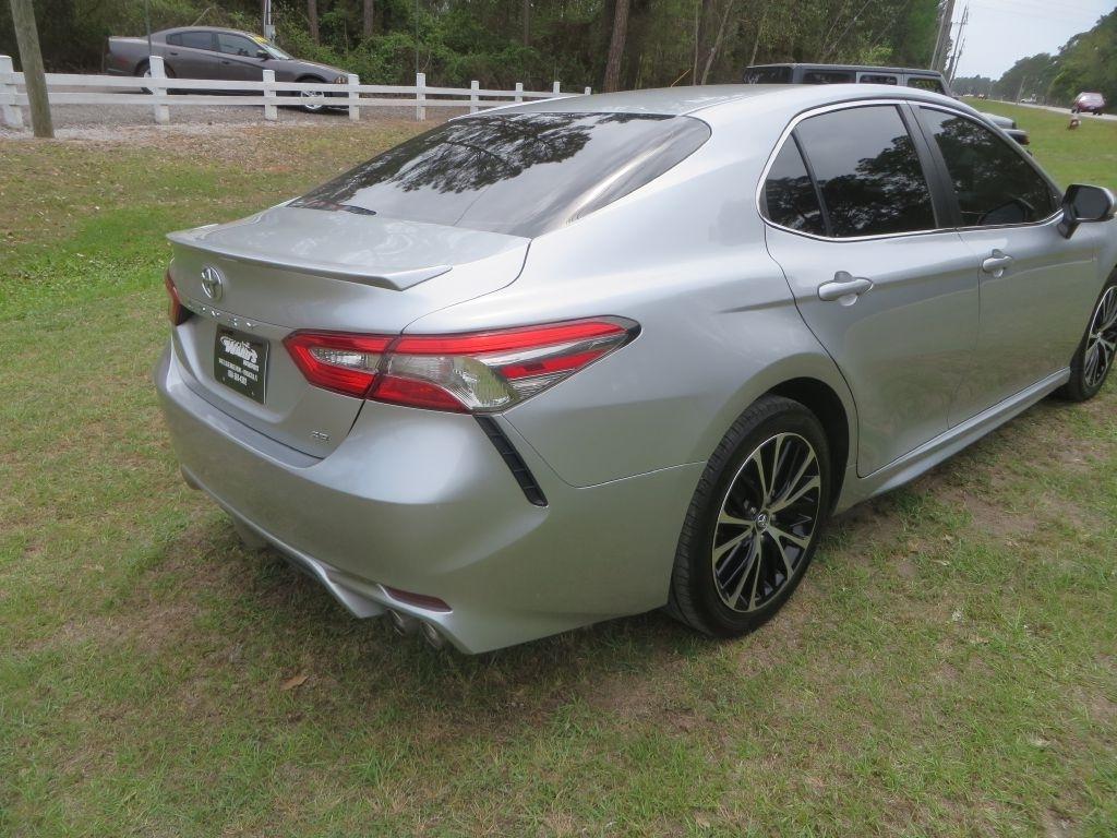 Toyota Camry L 2018