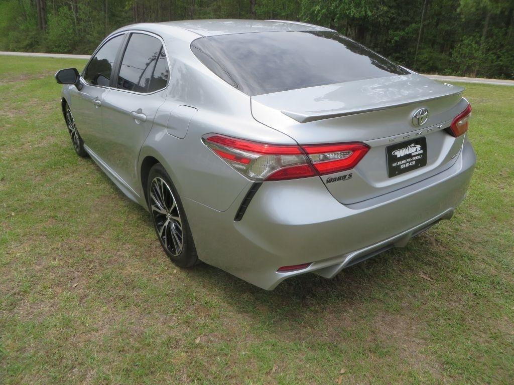 Toyota Camry L 2018