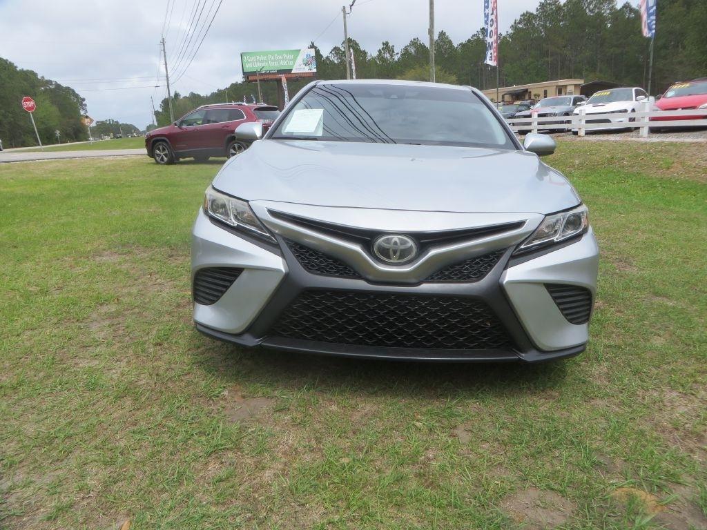 Toyota Camry  2018
