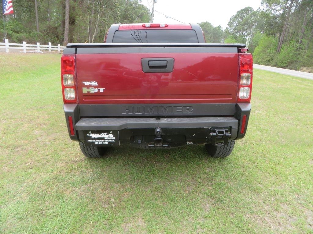 HUMMER H3T  2010