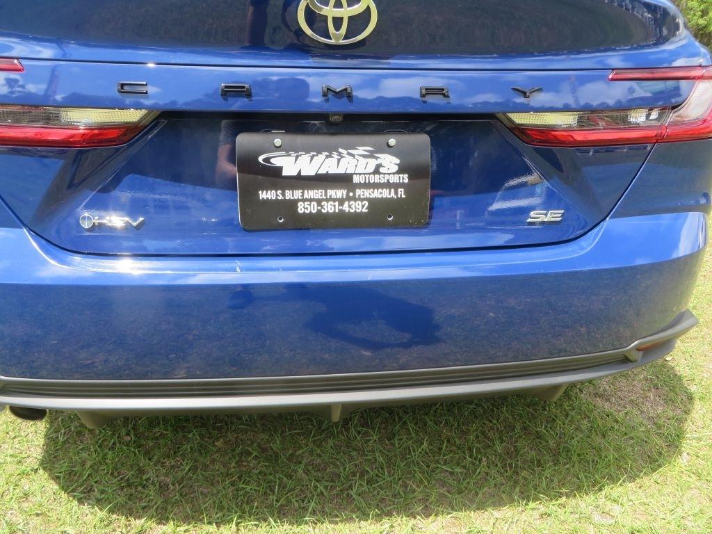 Toyota Camry  2025
