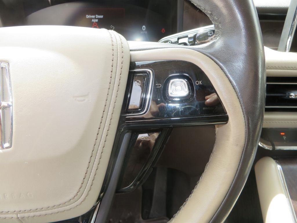 Lincoln Aviator  2020