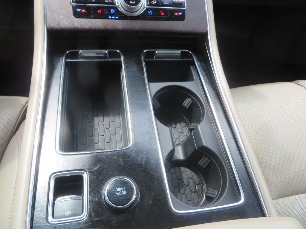 Lincoln Aviator  2020