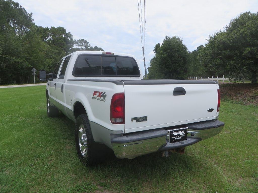 Ford Super Duty F-250  2004