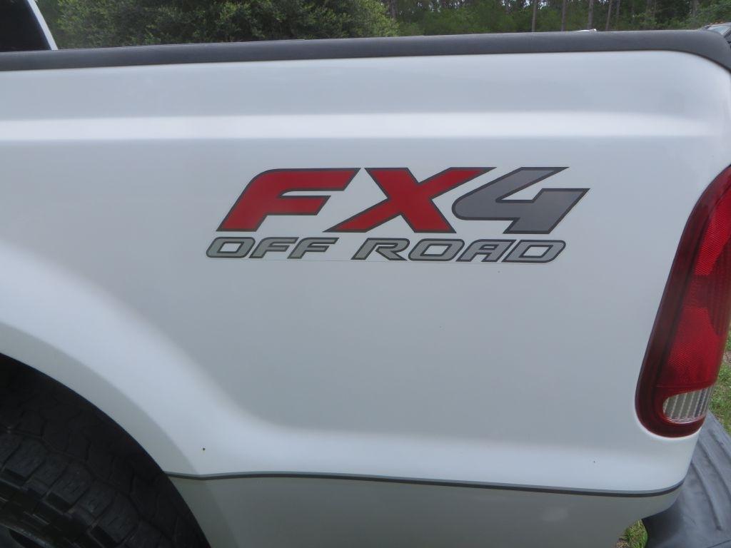 Ford Super Duty F-250  2004