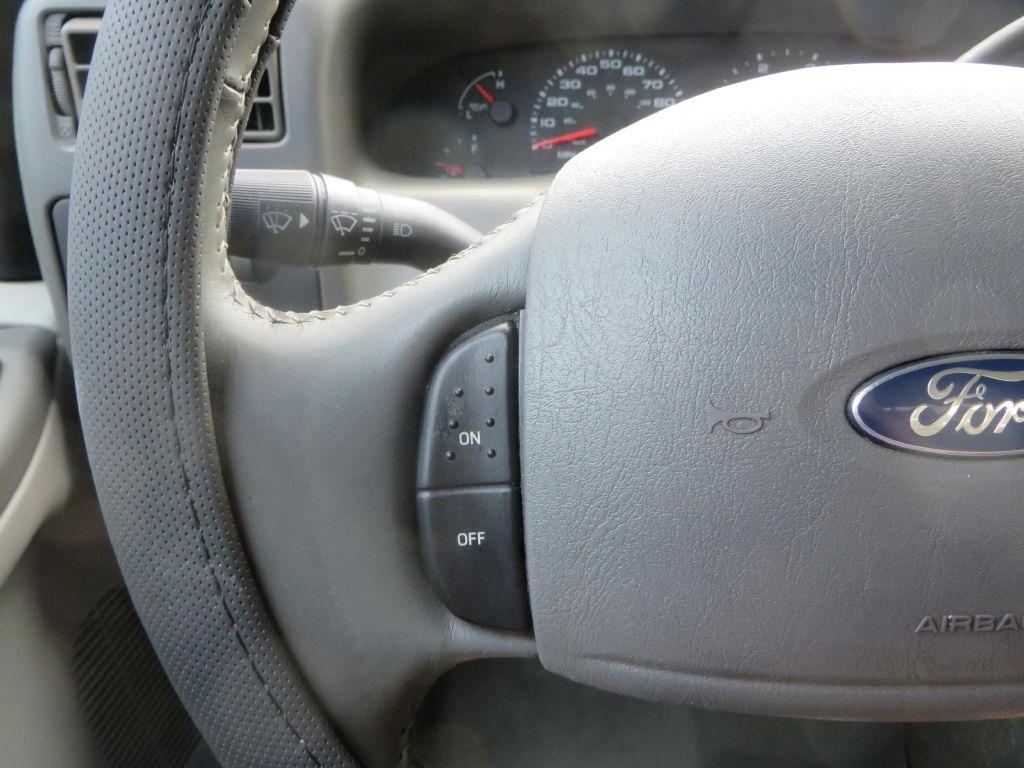 Ford Super Duty F-250  2004