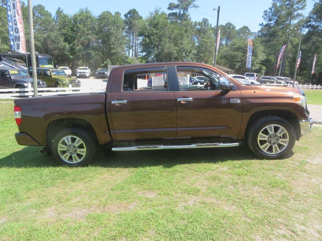 Toyota Tundra 2WD Truck  2015