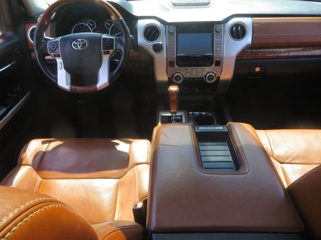 Toyota Tundra 2WD Truck  2015